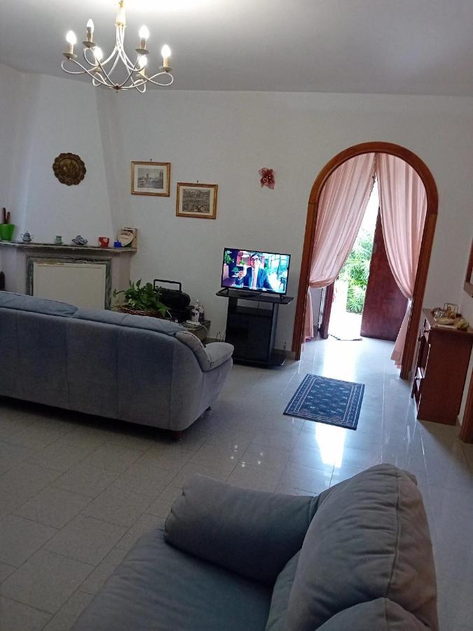Villa Dafne Mare Fondi Sperlonga מראה חיצוני תמונה